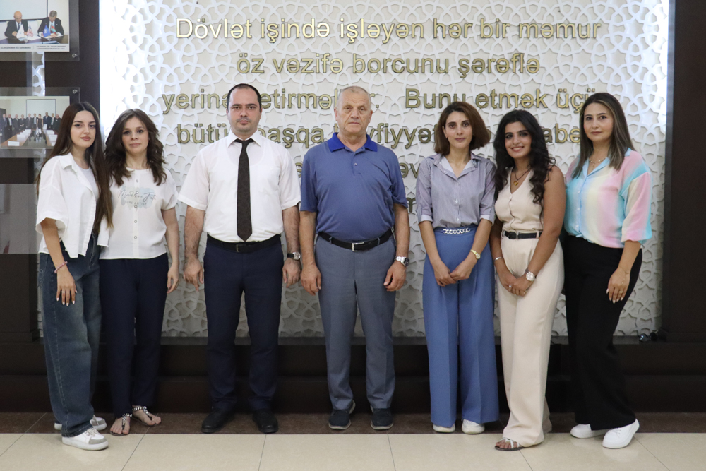 Azərbaycan Universitetinin 5 məzunu “Mühasib” layihəsinin təlimlərində iştirak edir