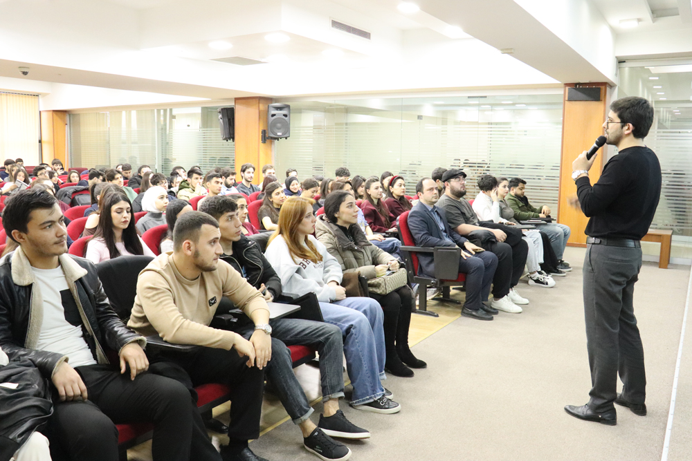 BİF tələbələri üçün karyera planlaması mövzusunda görüş keçirilib