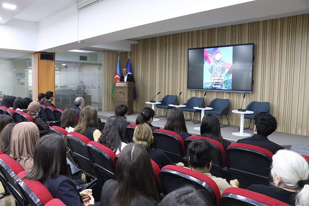 Azərbaycan Universitetində  Aprel döyüşlərinin 10-cu ildönümünə həsr olunmuş tədbir keçirilib