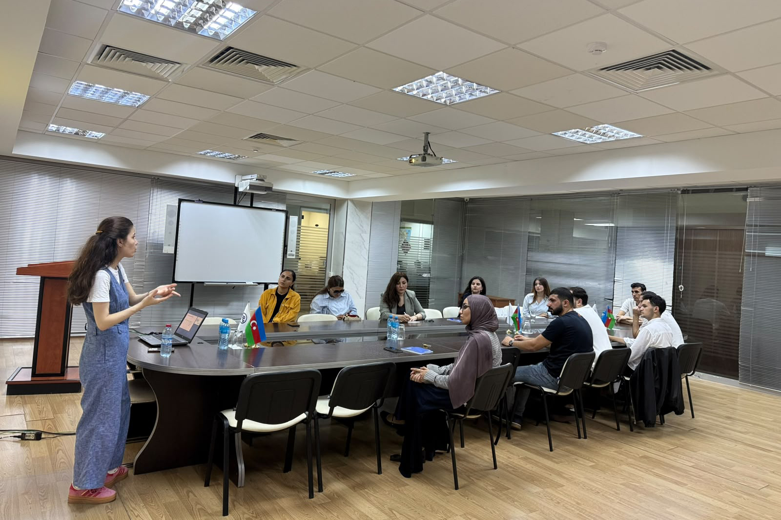 Beynəlxalq Magistratura və Doktorantura Mərkəzi doktorant Tamella Abdiyevanın mühazirəsini təşkil edib