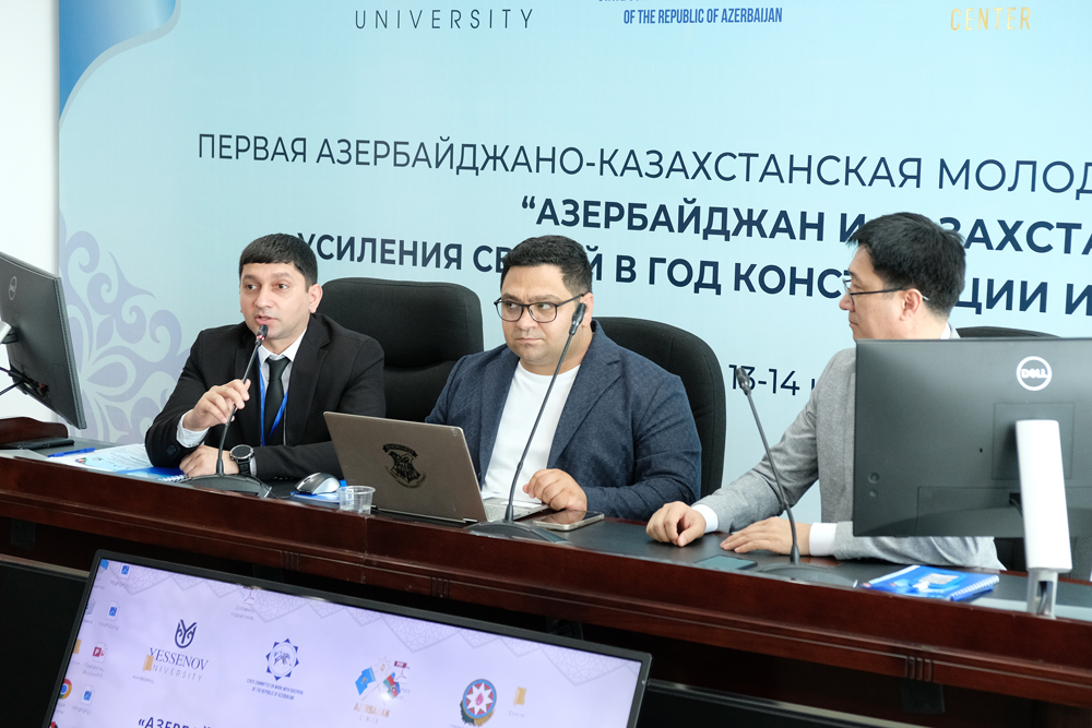 Azərbaycan Universitetinin müəllimləri Azərbaycan - Qazaxıstan Yay Gənclər Məktəbində iştirak ediblər