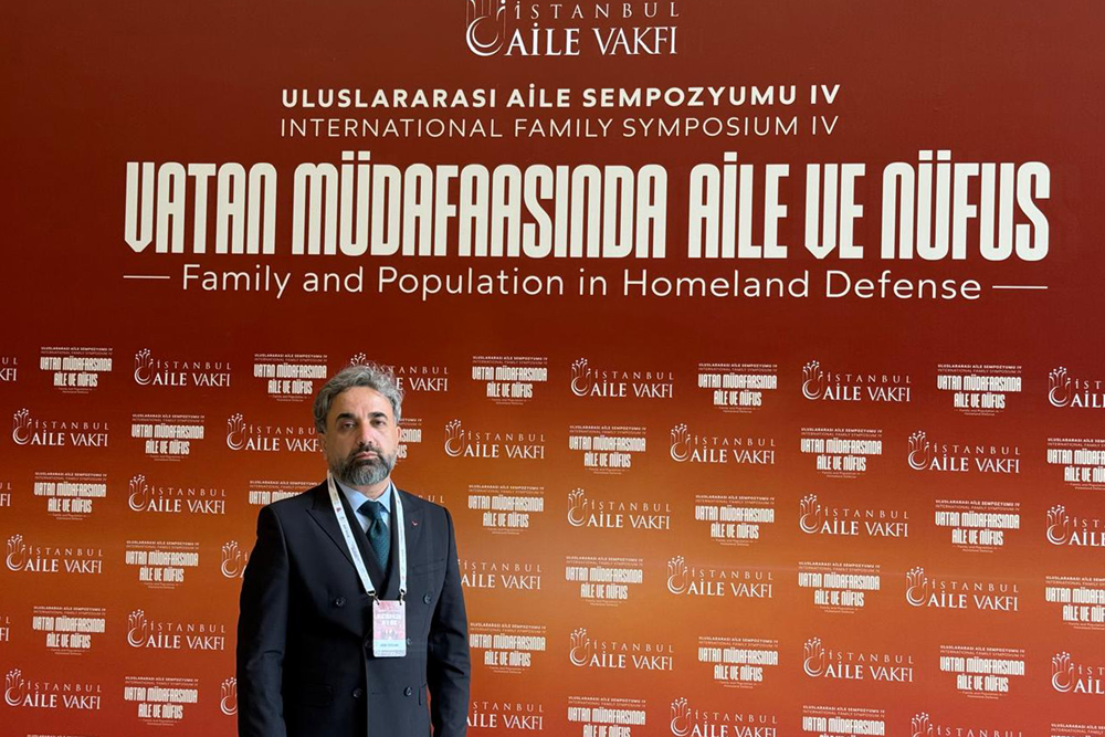 Siyasi və ictimai elmlər kafedrasının müəllimi Abbas Qurbanov Türkiyədə simpoziumda çıxış edib